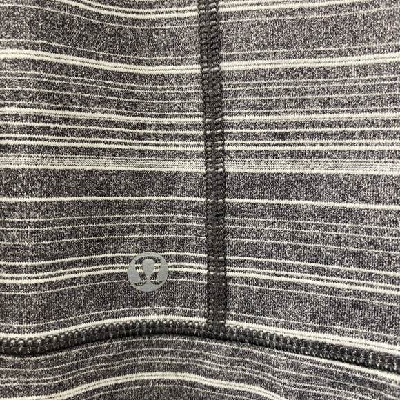 Lululemon zip up sweater. Size 4. - Picture 3 of 3